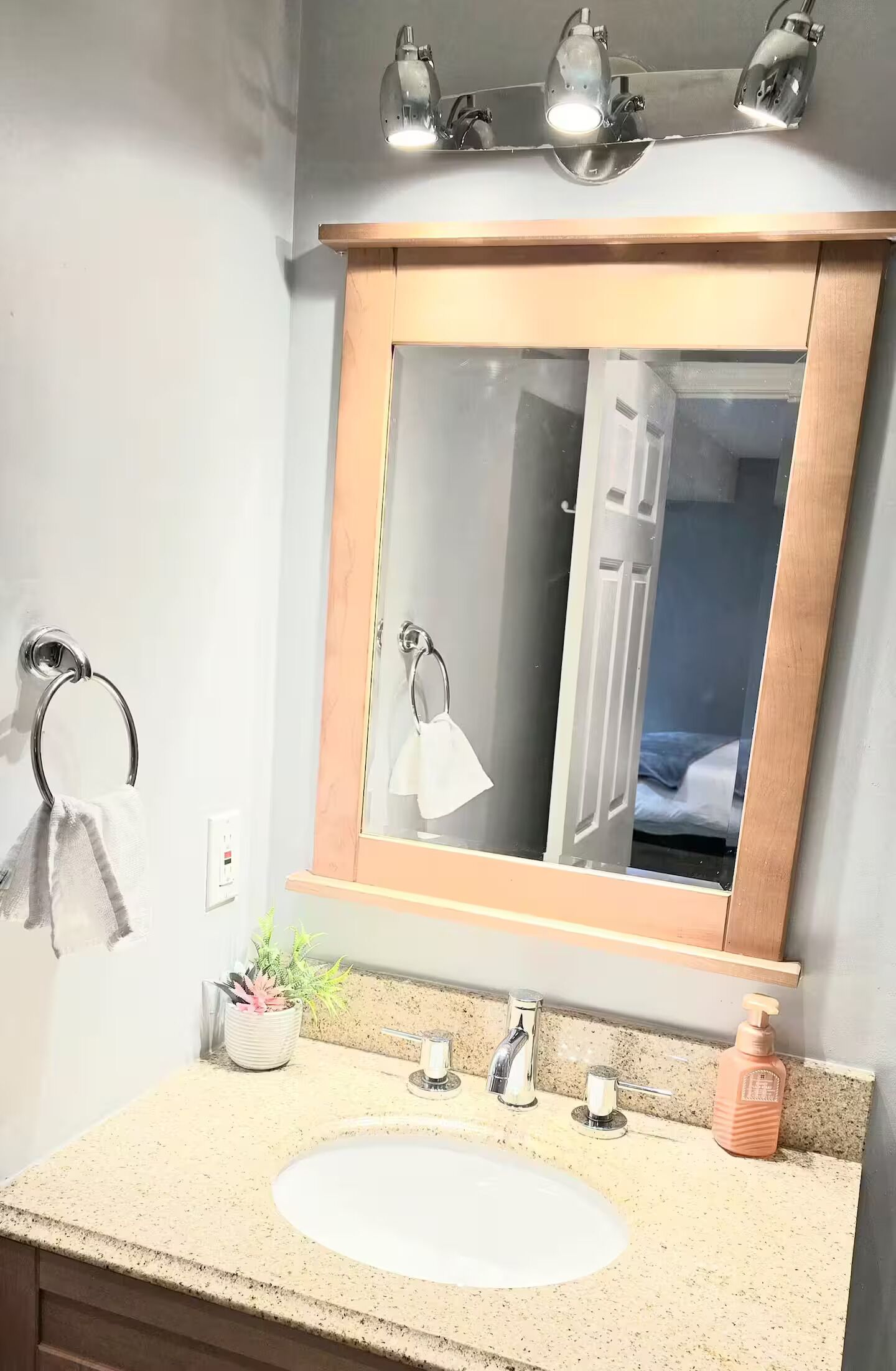 淋浴設備、風筒、提供毛巾、番梘