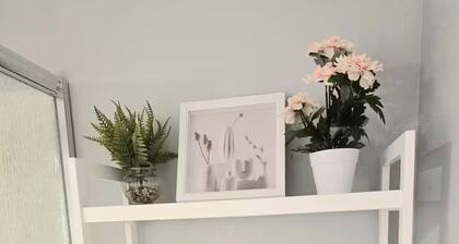 Your Serene Retreat in a Charming Neighborhood!