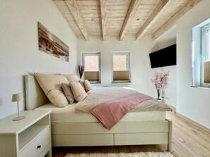 2 bedrooms, WiFi, bed sheets - Nature on the doorstep. Modern living in the countryside. (Zella-Mehlis)