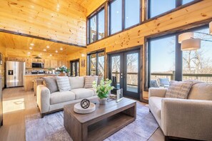 TV, fireplace, ping pong - *Spacious 5BD Lodge w/ VIEWS! | Hot Tub + POOL* (Sevierville)
