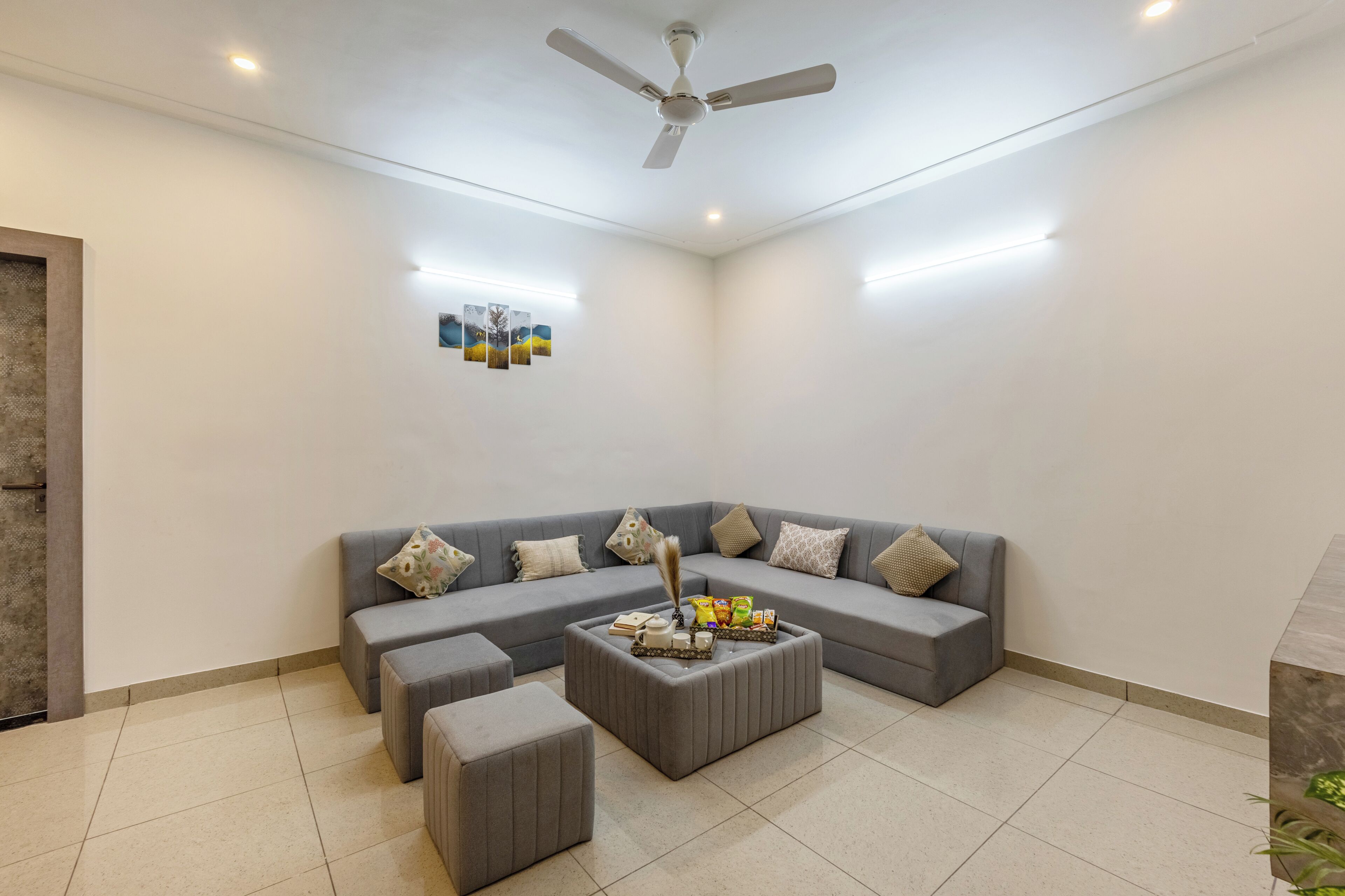 Premium Apartment, 2 Bedrooms (Apartment) | Living area | 55-cm LED TV with digital channels