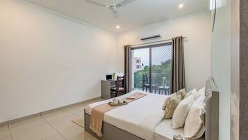 Premium Apartment, 2 Bedrooms (Apartment) | Premium bedding, in-room safe, desk, laptop workspace