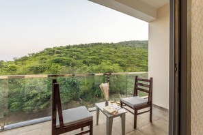 Premium Apartment, 2 Bedrooms (Apartment) | Balcony - Alaya Stays with Balcony & Hill View | Lake City Heights (Udaipur)