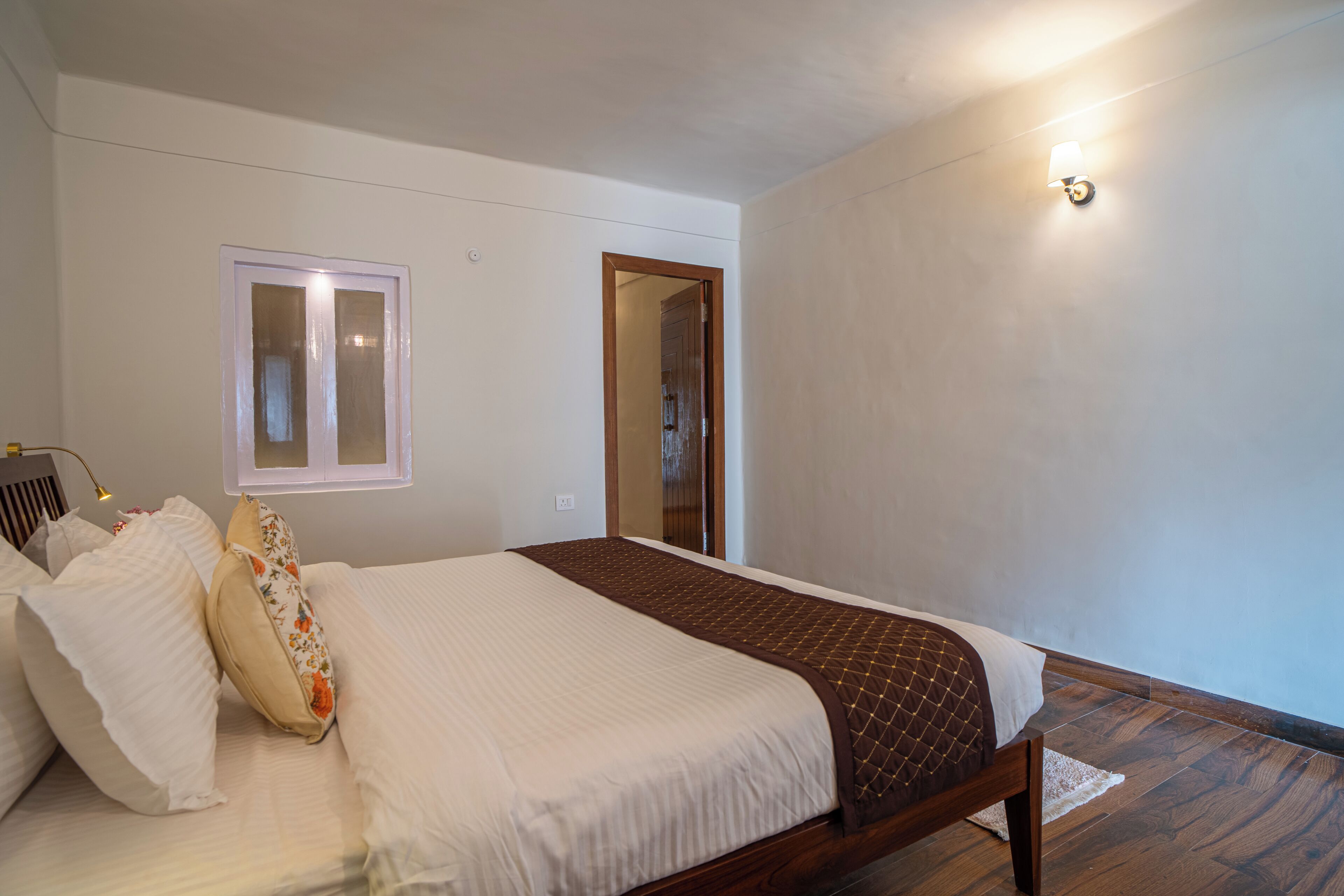 Premium Apartment, 2 Bedrooms (Apartment) | Premium bedding, in-room safe, desk, laptop workspace