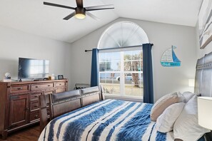 4 bedrooms, iron/ironing board, Internet, bed sheets - Private Home Sleeps 11 Jun 15–18 & Jul 13–16 (Panama City Beach)