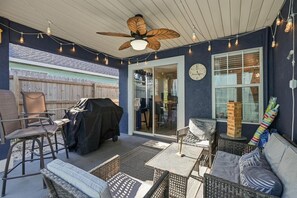 Terrace/patio - Private Home Sleeps 11 Jun 15–18 & Jul 13–16 (Panama City Beach)