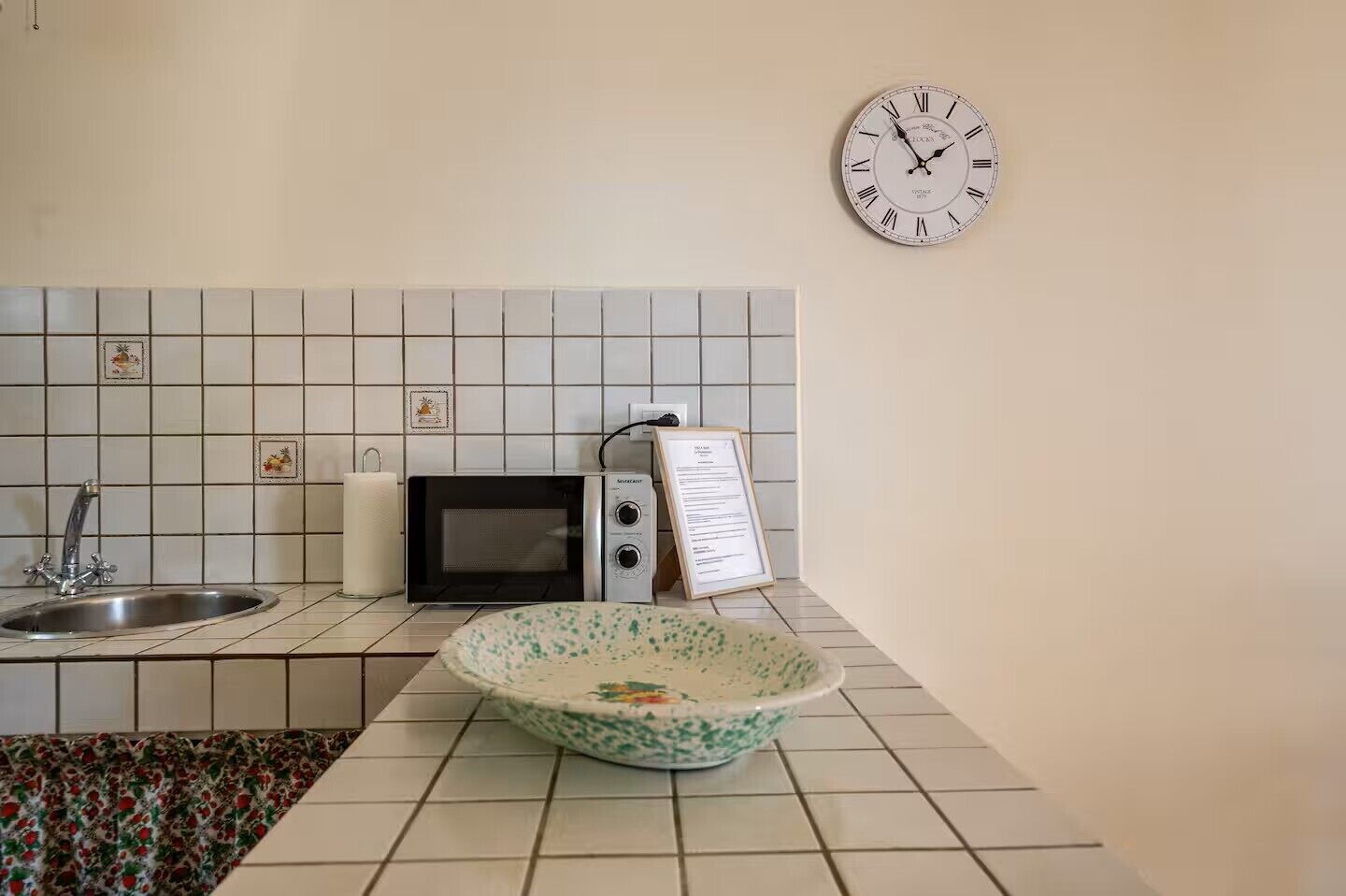 المنشأة من الداخل