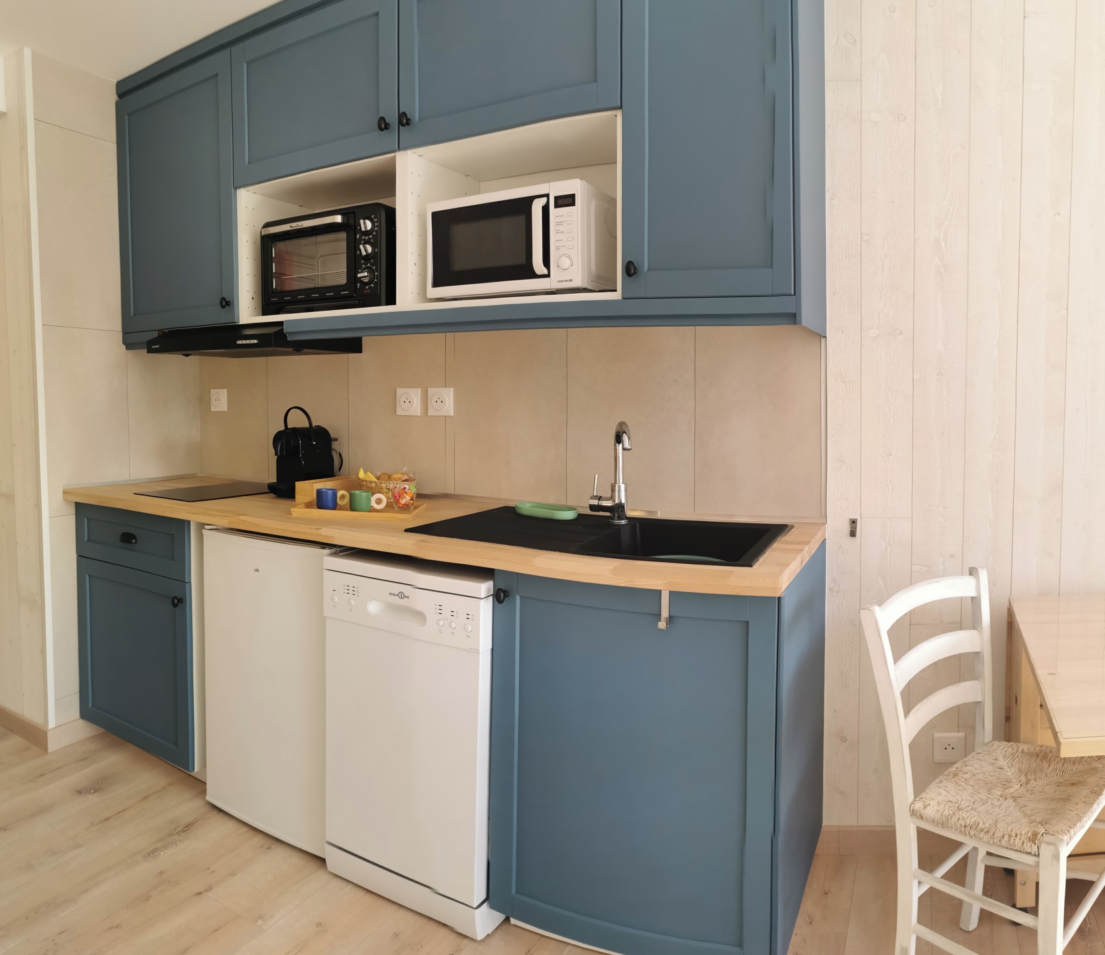 Micro-ondas, fogão, cooktop, lava-louças