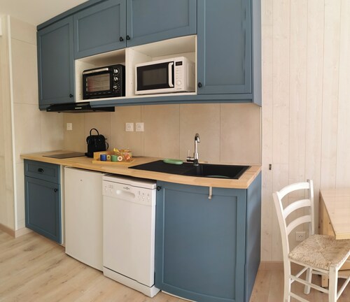 Cosy apartment with terrace La Girafe | Calm & Comfort near Fontainebleau
