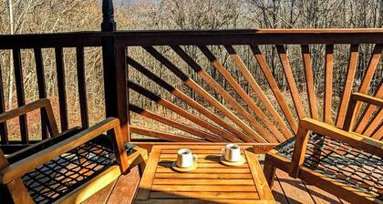 Mountain Views, Hot Tub, Movie Room, 12 Priv Acres