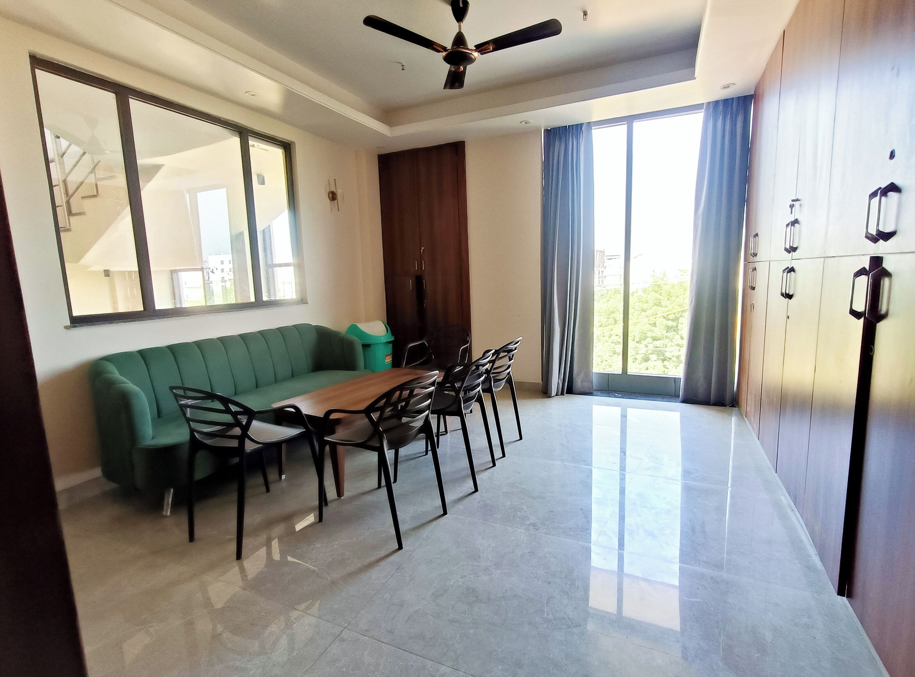 55-tommers LED-tv med digitale kanaler