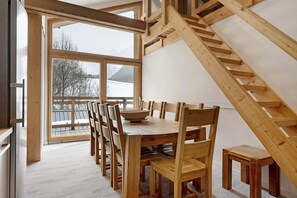 Dining - Duplex Nancroix Apartment with Mountain View, Balcony and Wi-Fi (Peisey-Nancroix)