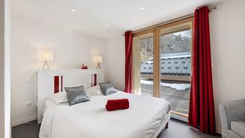 4 chambres, fer et planche Ă repasser, Wi-Fi, draps fournis