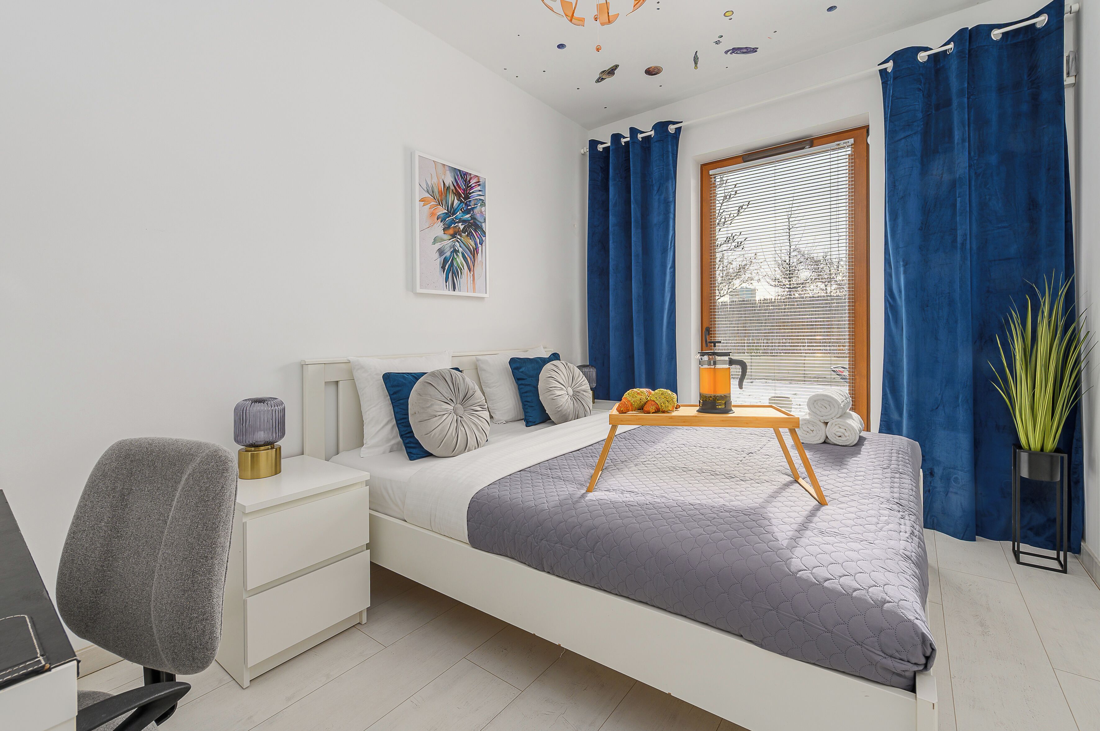 Comfort Apartment, Patio, Desert View | Blackout drapes, iron/ironing board, free WiFi