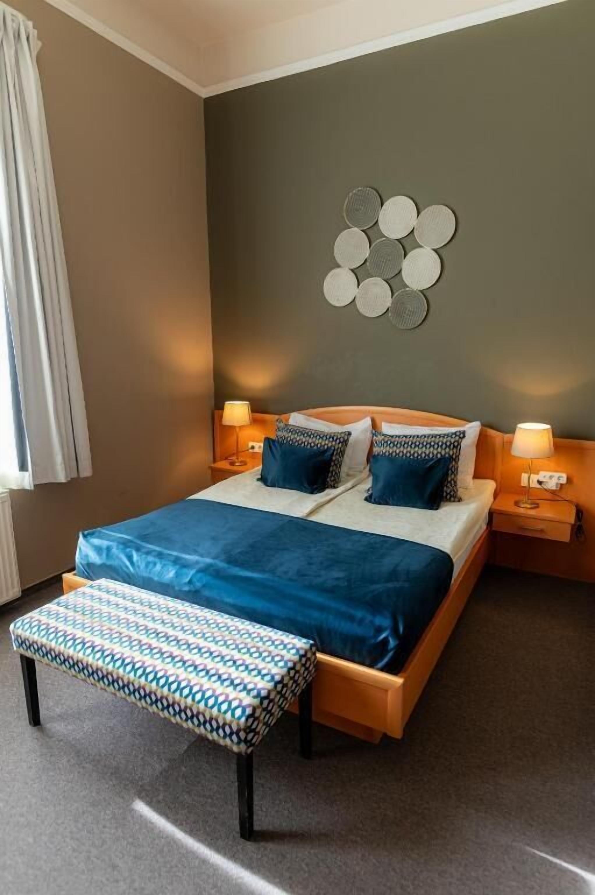 In-room safe, blackout drapes, iron/ironing board, free WiFi