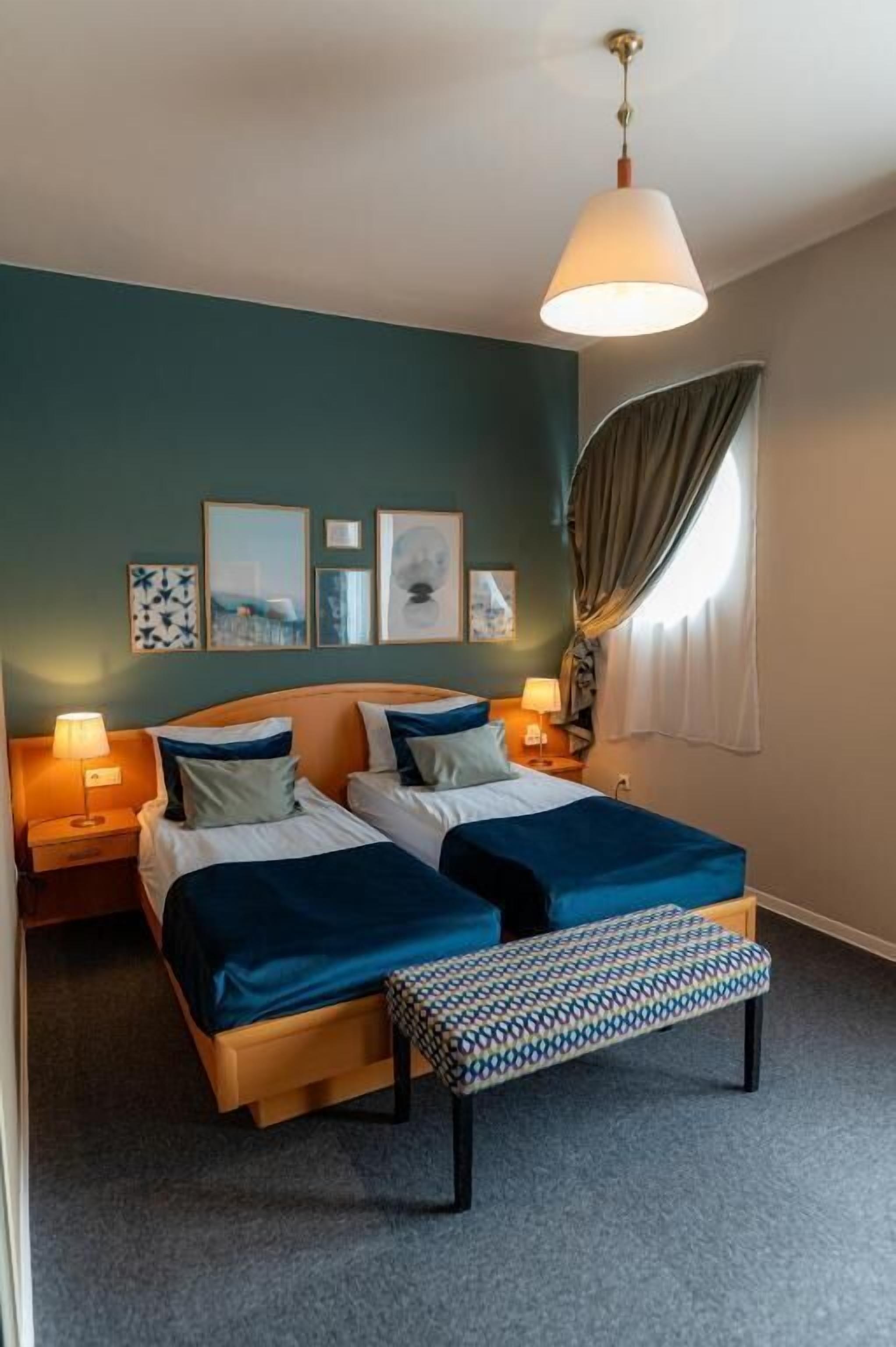 In-room safe, blackout drapes, iron/ironing board, free WiFi