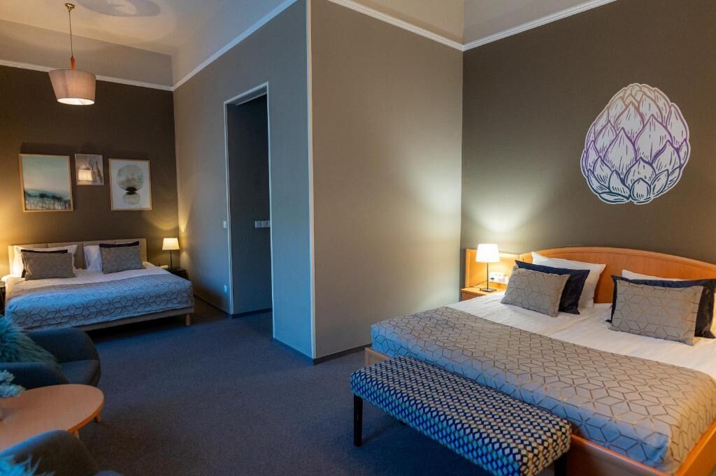 In-room safe, blackout drapes, iron/ironing board, free WiFi