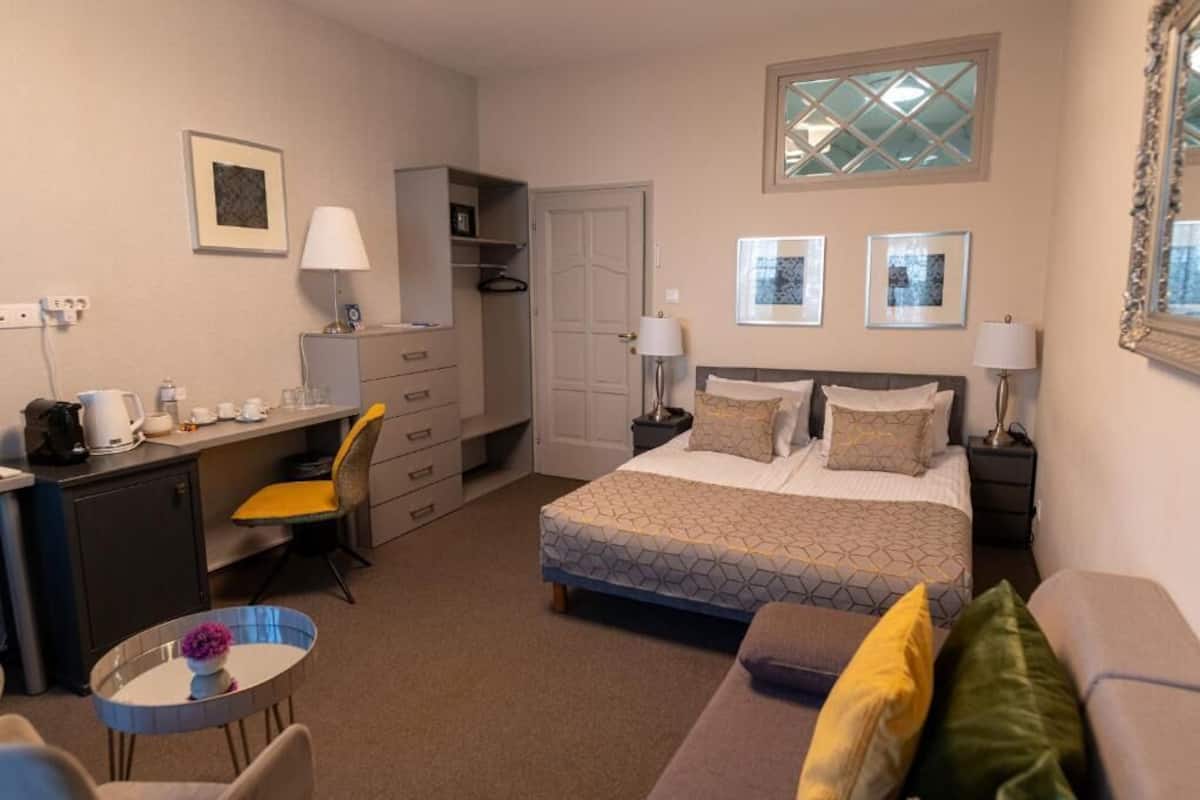 In-room safe, blackout drapes, iron/ironing board, free WiFi