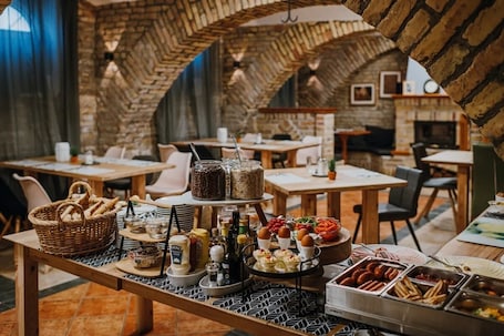 餐厅. 钢琴酒店