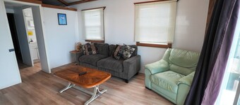 Aqualodge: 2-bedroom house boat with AC in Islamorada