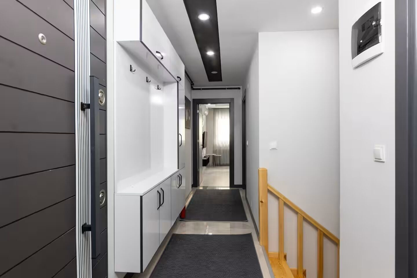 Economy Apartment, 3 Bedrooms, No Windows | Premium bedding, individually decorated, individually furnished, desk