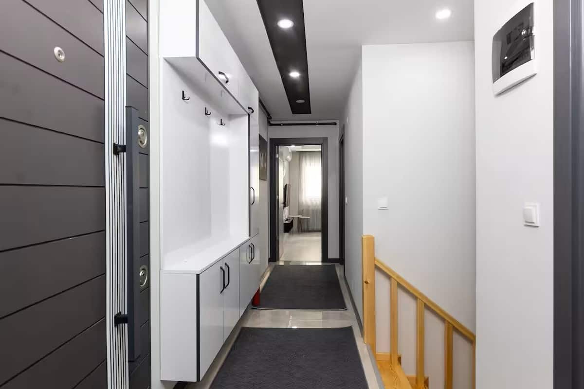 Economy Apartment, 3 Bedrooms, No Windows | Premium bedding, individually decorated, individually furnished, desk