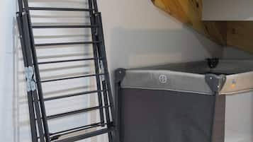 Economy Apartment, 3 Bedrooms, 2 Bathrooms | Premium bedding, desk, laptop workspace, blackout curtains