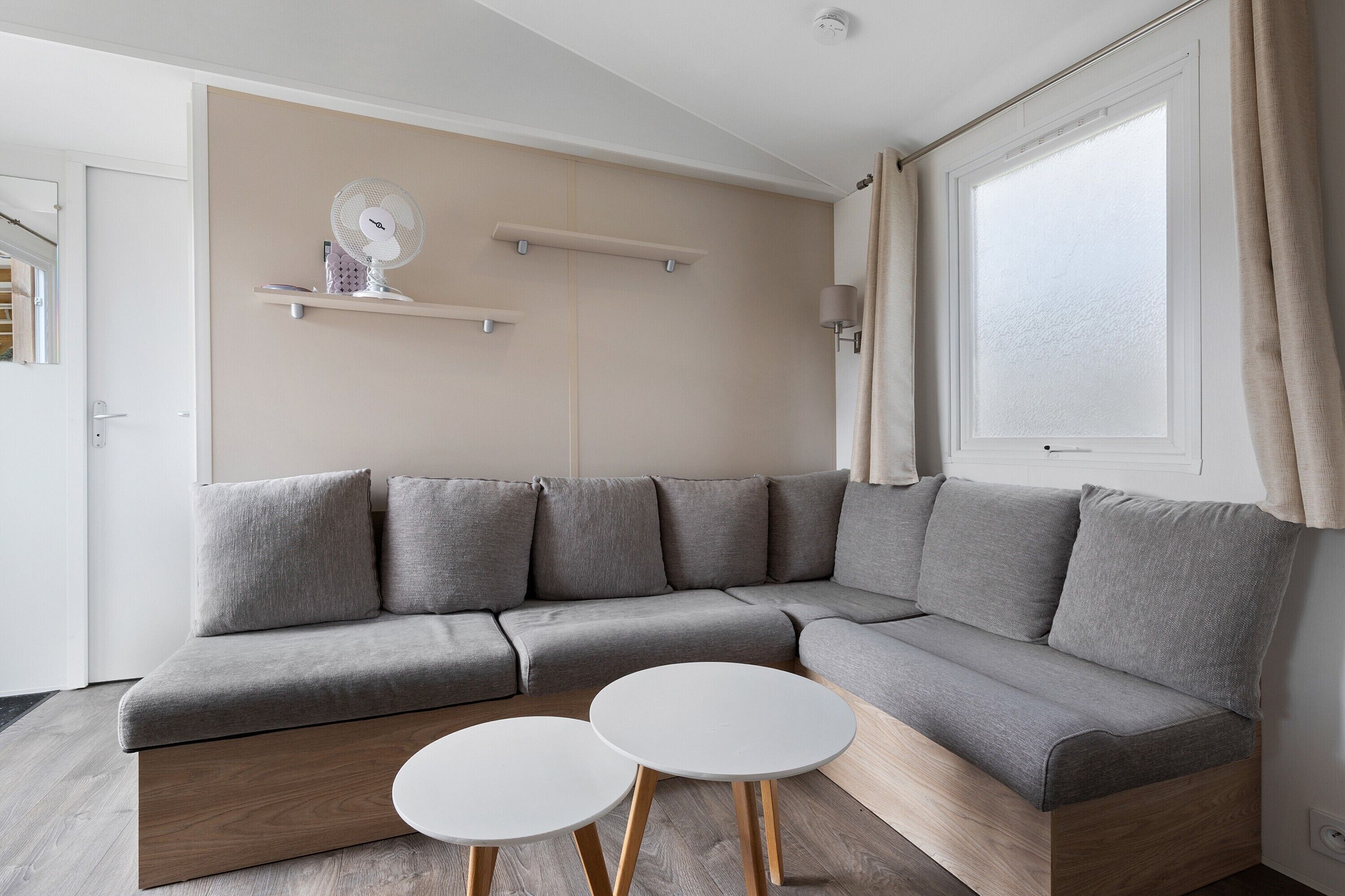 Table de tennis de table