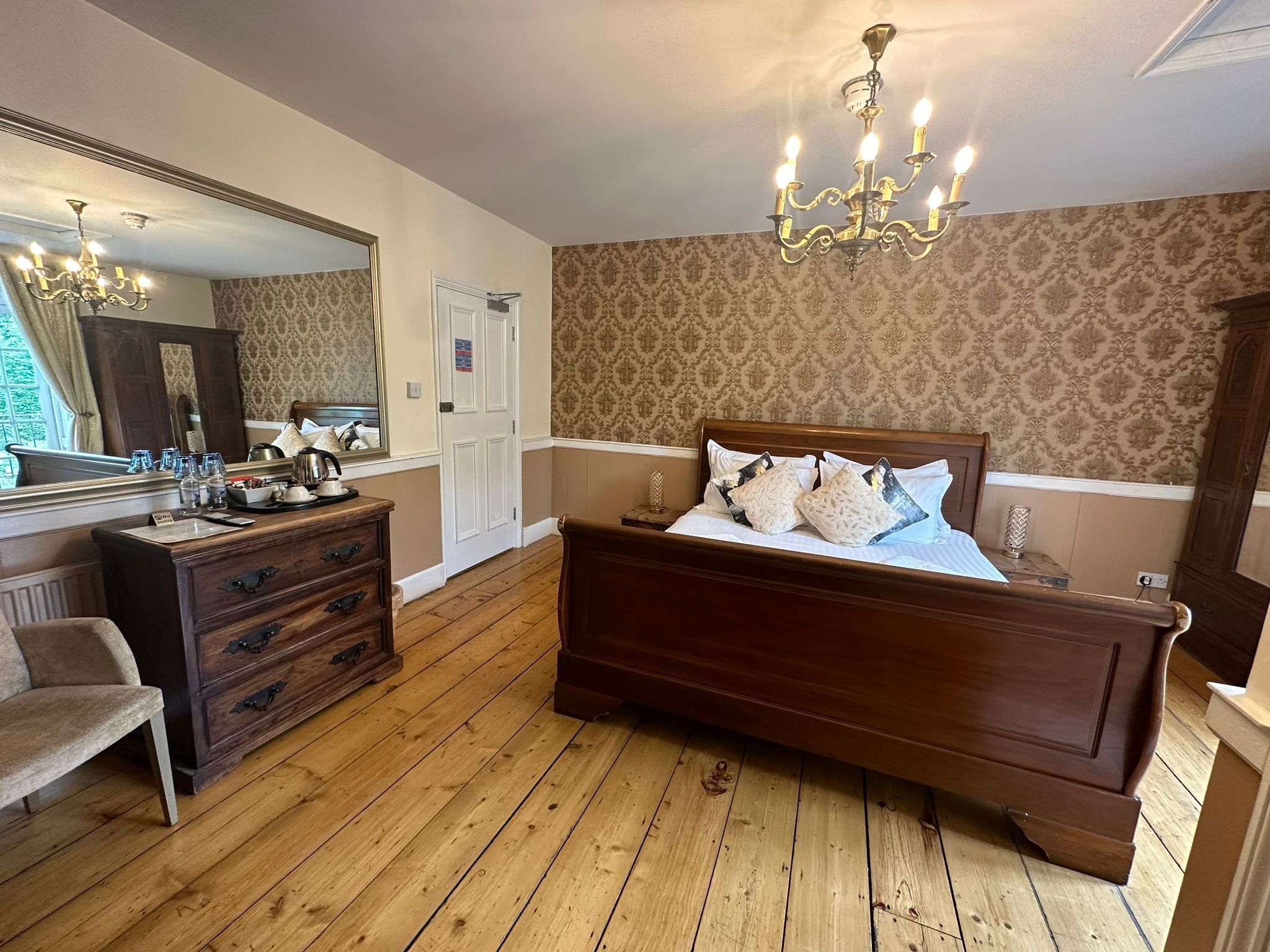 Deluxe Double Room, Balcony, River View