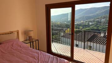 Bügeleisen/Bügelbrett, WLAN, Bettwäsche