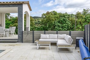 Outdoor dining - Villa 'Maréa' with Sea View, Wi-Fi and Air Conditioning (Calonge)