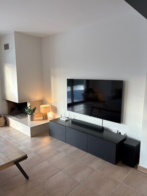 Interior - Villa 'Maréa' with Sea View, Wi-Fi and Air Conditioning (Calonge)