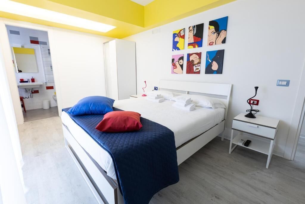 Deluxe dubbelrum - icke-rökare - privat badrum | Skrivbord, arbetsyta för laptop och gratis wi-fi