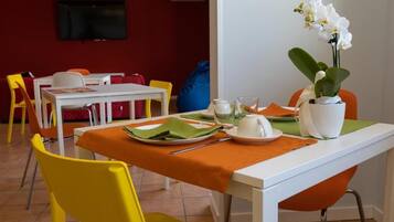 تناول الطعام