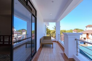 Balcony view - Diani Luxe Spacious B (Diani Beach)