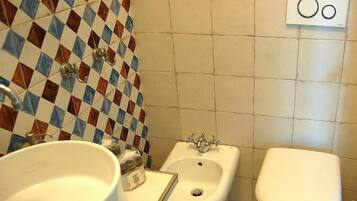 Deluxe-dobbeltværelse - balkon - havudsigt | Badeværelse