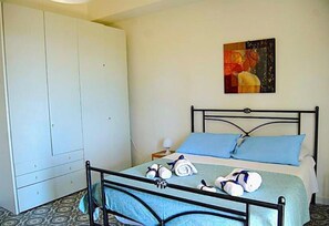Habitación Deluxe doble, balcón, vistas al mar | Wifi gratis