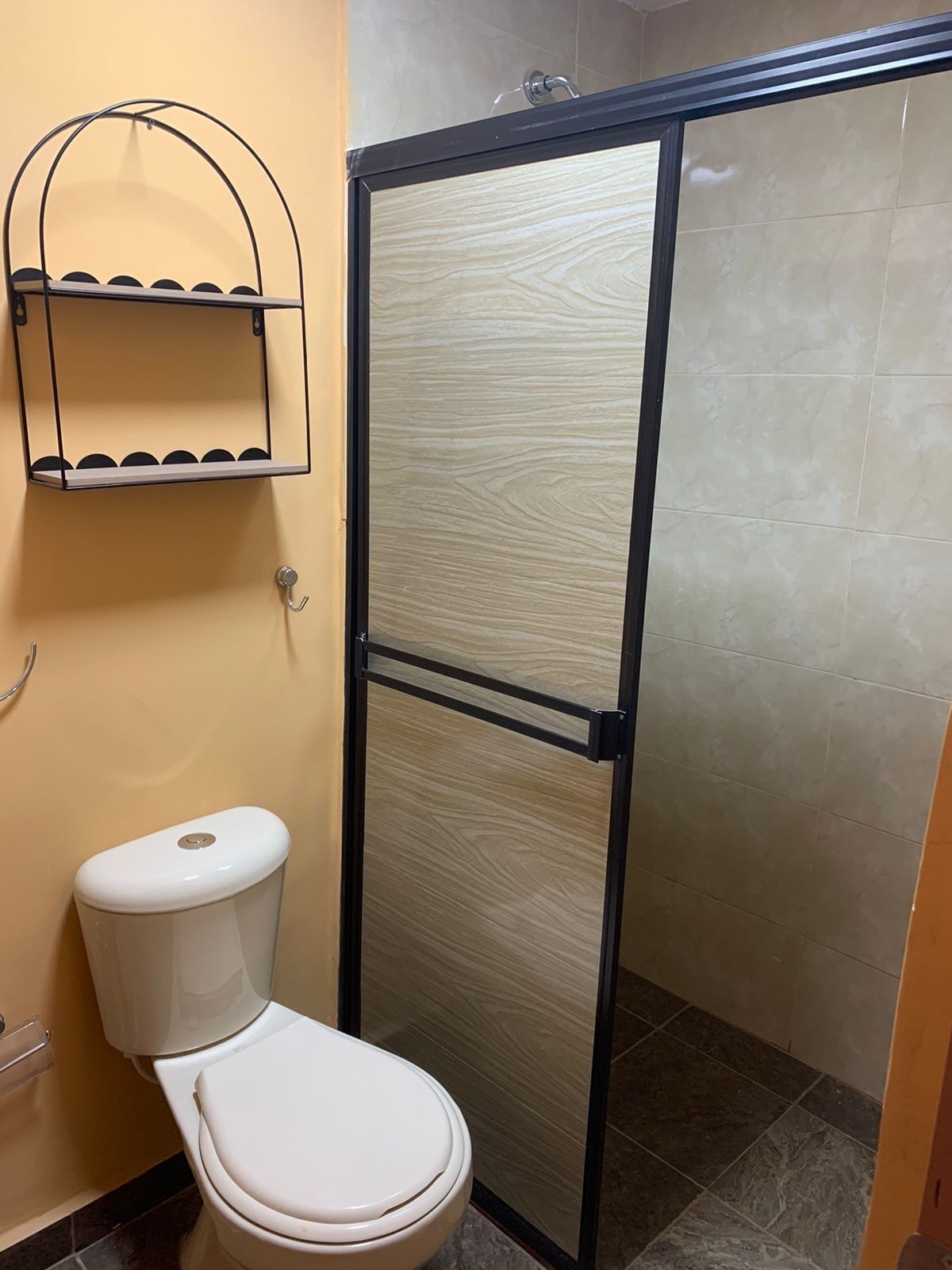 Handtücher, Seife, Toilettenpapier