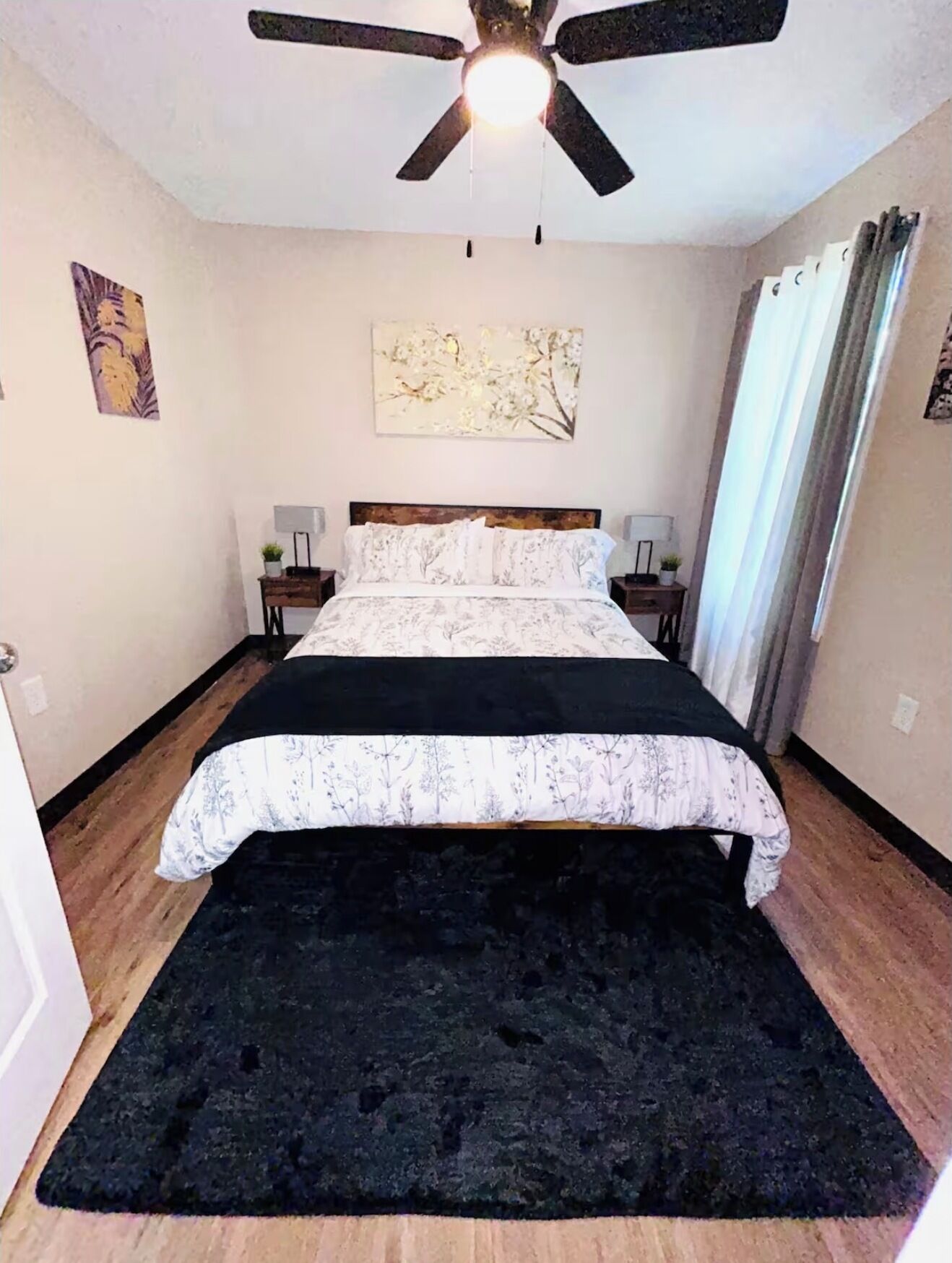 1 camera, ferro/asse da stiro, Wi-Fi gratuito, lenzuola