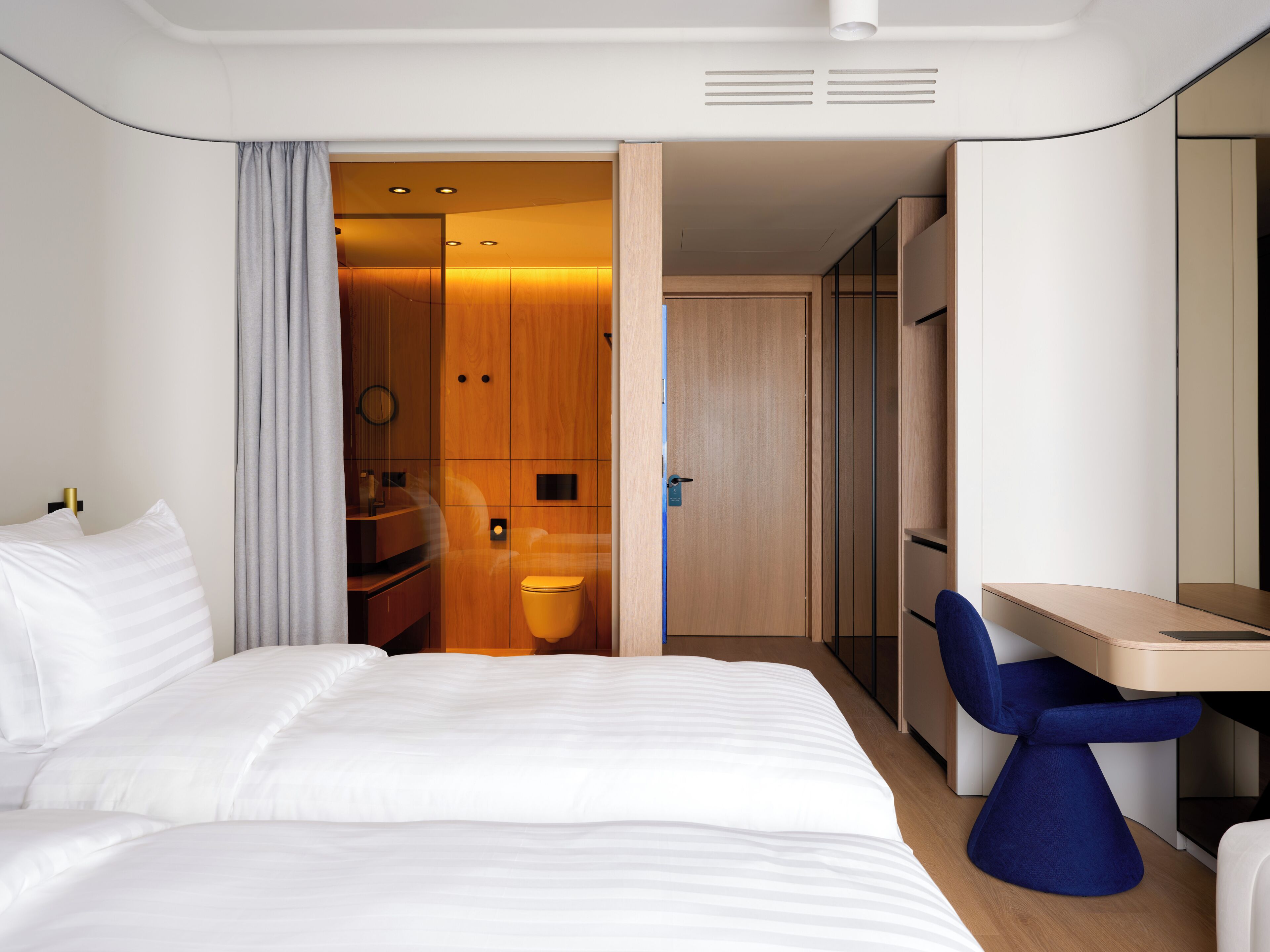 Premium-Zimmer, 2 Einzelbetten | Zimmersafe, Bügeleisen/Bügelbrett, kostenloses WLAN