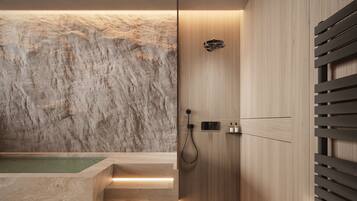 Signature Suite (Venturo) | Bathroom | Slippers, towels, soap, shampoo