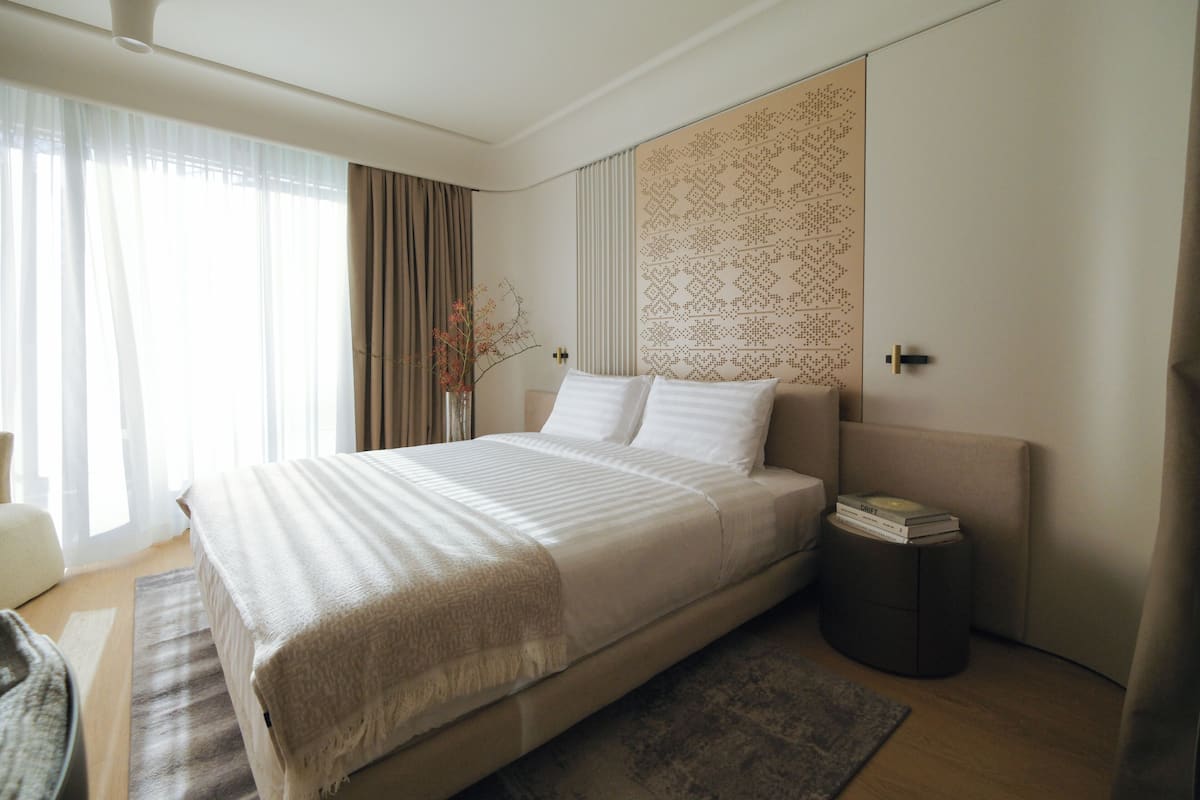 프리미엄룸, 킹사이즈침대 1개 | 객실 내 금고, 다리미/다리미판, 무료 WiFi