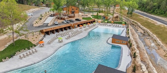 Timberline Hideaway - w/ Hot Tub