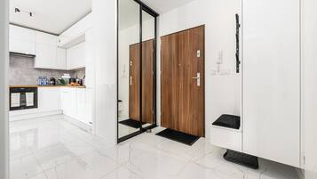 Classic Apartment, Balcony, Courtyard View | Blackout drapes, iron/ironing board, free WiFi