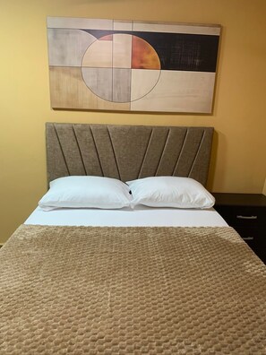 Internet, bed sheets - Room historical center Santa Marta (Santa Marta)