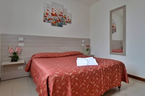 1 Schlafzimmer, Zimmersafe, WLAN, Bettwäsche