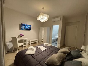 SMART | Két bảo mật tại phòng, màn/rèm cản sáng 