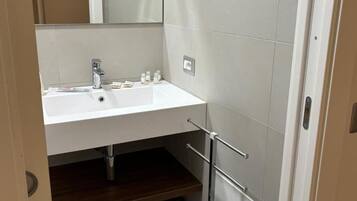 SMART | Bathroom