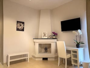 ROMANTICA | Interior