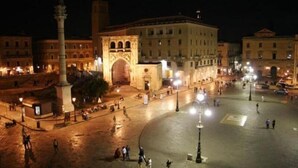 مكان جذب سياحي